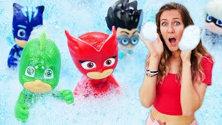 Los PJ Masks en la Guardería Infantil Serie de vídeos de juguetes para niños [upl. by Notnelc885]