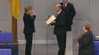 Vereidigung der Bundeskanzlerin Angela Merkel im Bundestag am 22112005 [upl. by Poree]