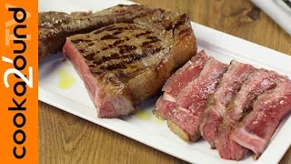 Bistecca stile fiorentina al forno  Ricetta secondi carne [upl. by Nrubua]