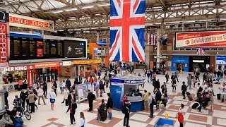 A Walk Through The London Victoria Station London England [upl. by Freida]