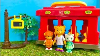 RED TROLLEY Ride Home Daniel Tiger Neighbourhood Toys [upl. by Ear]